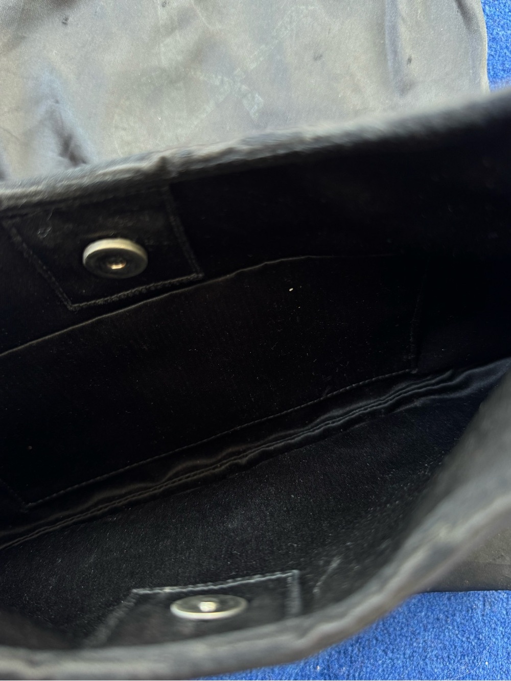 Yves Saint Laurent Mombasa Hobo bag - Picture 11 of 14